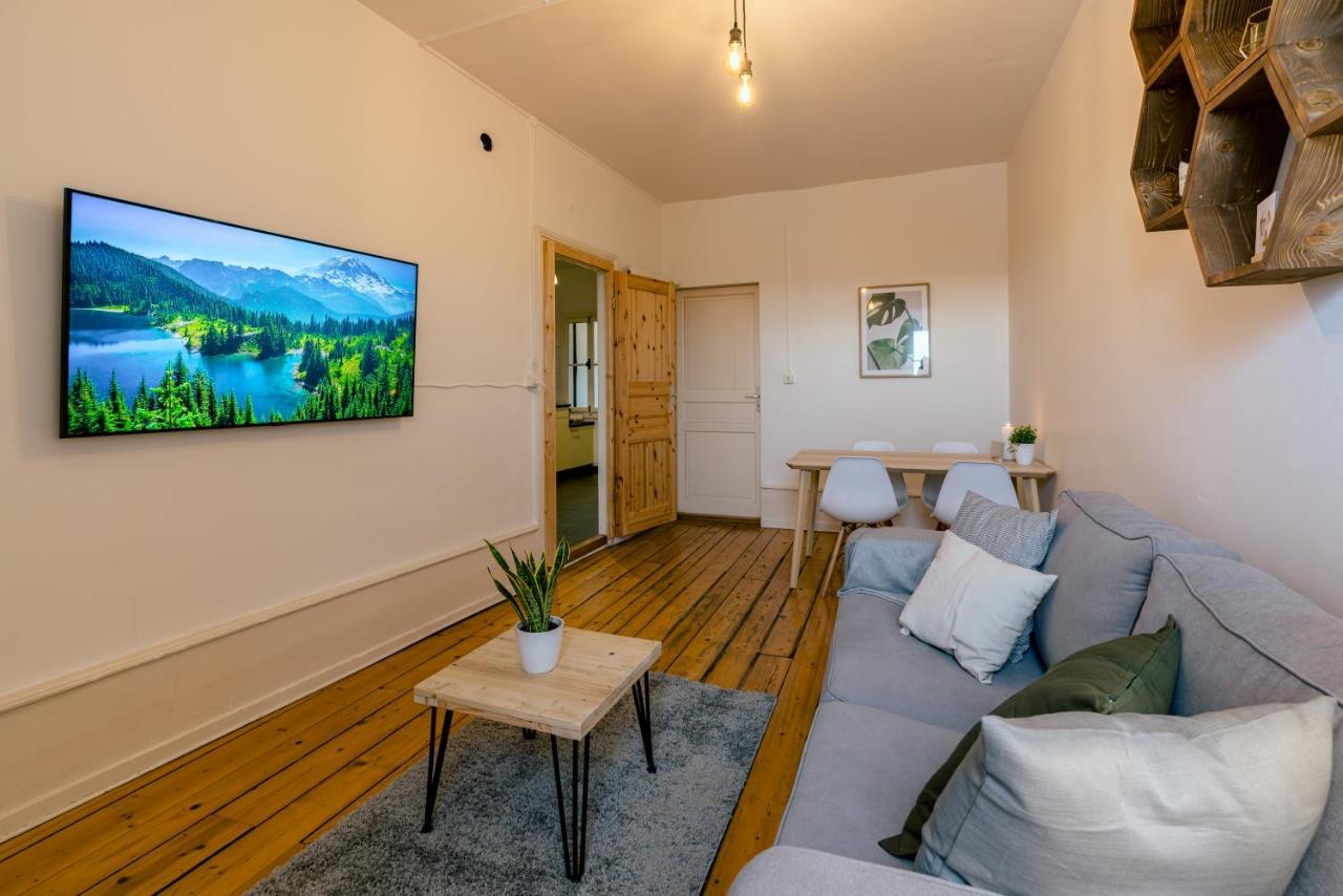 Eigene Wohnung Im Stadtzentrum Mit Wunderschoener Dachterrasse 比尔 外观 照片