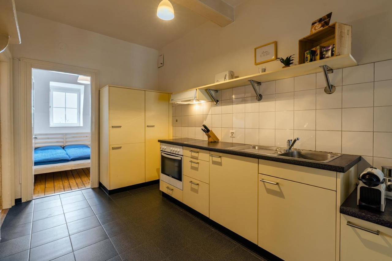 Eigene Wohnung Im Stadtzentrum Mit Wunderschoener Dachterrasse 比尔 外观 照片