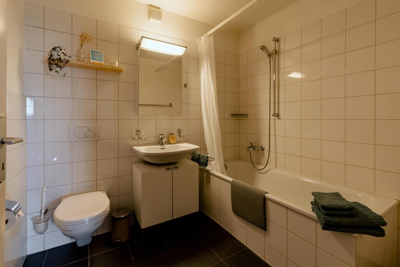 Eigene Wohnung Im Stadtzentrum Mit Wunderschoener Dachterrasse 比尔 外观 照片