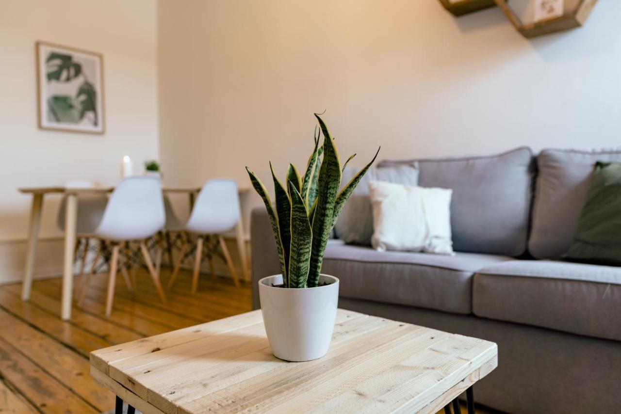 Eigene Wohnung Im Stadtzentrum Mit Wunderschoener Dachterrasse 比尔 外观 照片