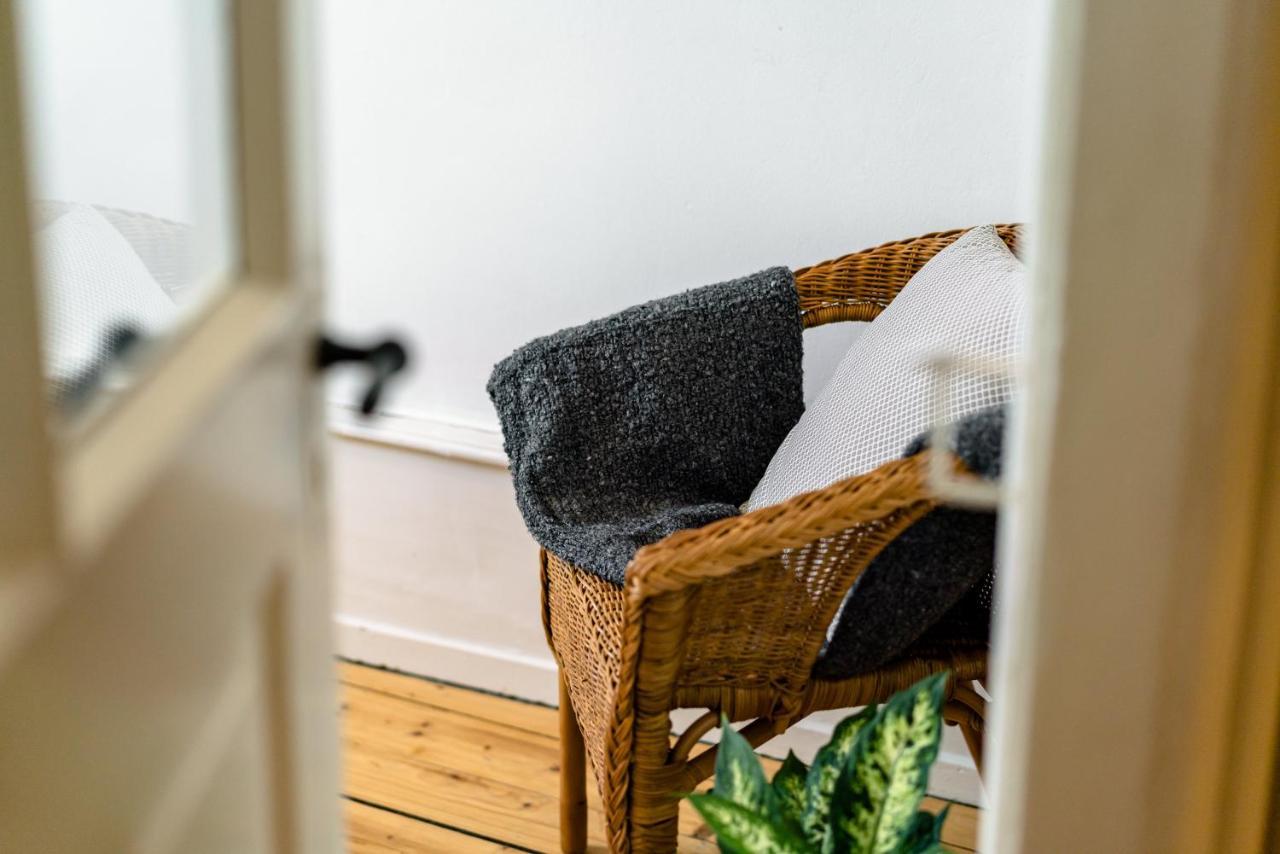 Eigene Wohnung Im Stadtzentrum Mit Wunderschoener Dachterrasse 比尔 外观 照片